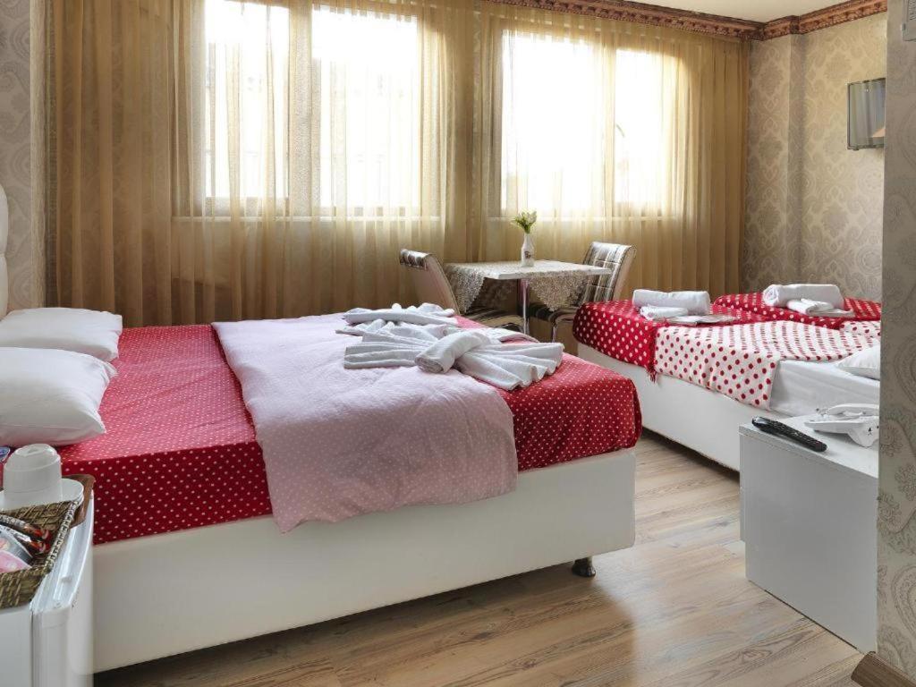 Diyar Budget Hotel Истанбул Екстериор снимка